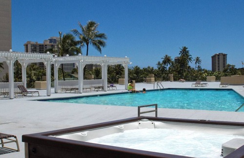 Diamond Head - Kapahulu - St. Louis Apartment | PRICE Drop!True Oceanview Waikiki Studio B