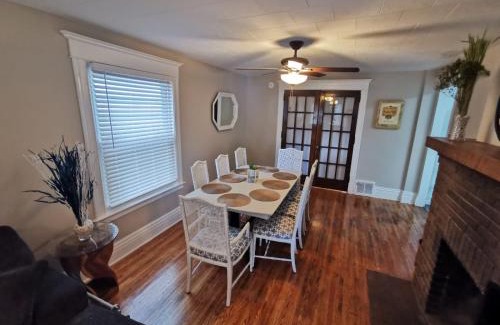 Downtown Niagara Falls House | Prime location! 4 bedroom house located right next to the casino and the falls