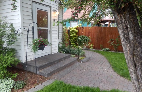 Old Bend Cottage | Prime Location Near River, Downtown, Old Mill And All Your Favorite Breweries