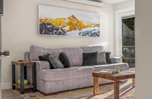 Avon Apartment | Prime Location Skiiers Paradise