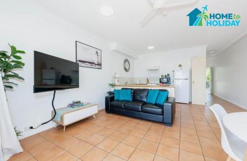 South Townsville Apartment | Prime Position for City and Stadium Access