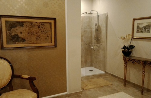 Centro / Baixa Apartment | Princess Caroline - Jewel of the Crown Suites
