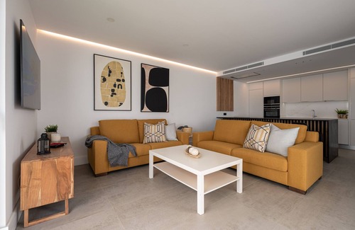 Maspalomas Ski Chalet | PRIVATE HEATED POOL - Fully refurbished in 2022