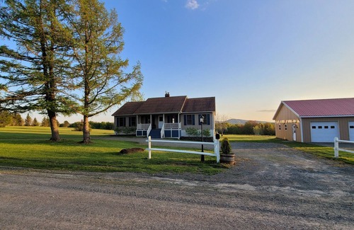 Union Dale House | Privacy & Outdoor Fun on 13 Breathtaking Acres