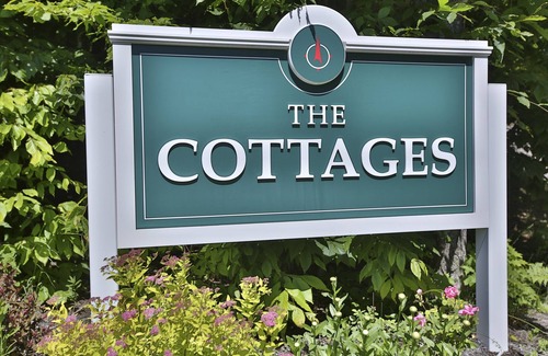 Harbor Springs House | Private 4BR-4BA PET FRIENDLY Cottage Near Ski Resorts! Stay at True North GC