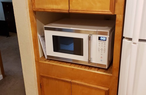 Anchorage House | Private apartment close to trails, parks and more.