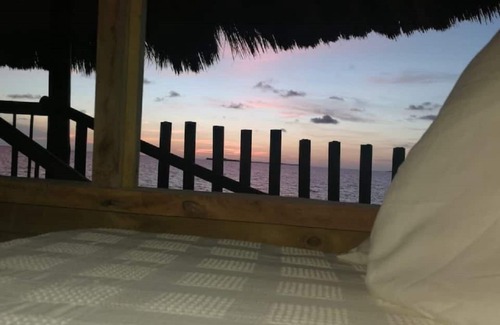 Bocachica Apartment | Private beach baru +kayak+volleyball