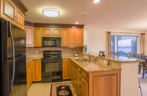 Friday Harbor House | Private Beach! Westside! Spacious Home! (WWBeach)