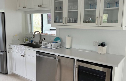 Savannah Sound House | Private Beachfront Estate Home w/Pool on Gated Windermere Club Membership