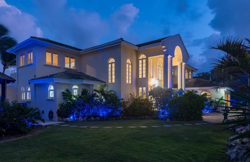 Belair Villa | Private beachfront Proprty