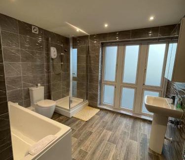 Durham House | Private Bedroom in a Shared Penhouse