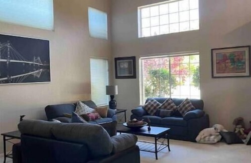 Lancaster Apartment | Private bedroom with en suite bathroom