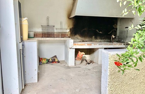 Betera House | Private bungalow in ecological farm 30 minutes from Valencia and beaches.