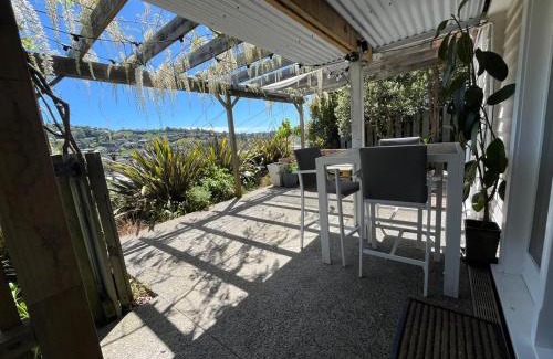 Nelson South Apartment | Private central Nelson apartment