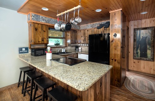 Robbinsville Cabin | Private Creek, Hiking Trail System, Trout Fishing Onsite + Game Room, WiFi, Fire