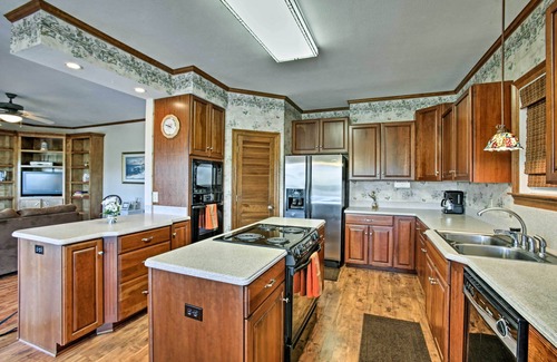 Lake Catherine House | Private Dock w/Lift: Waterfront New Orleans Home!