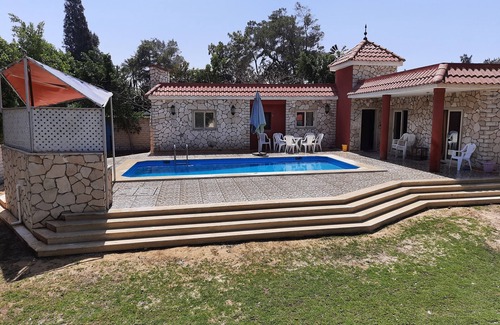 Iking Maryut Villa | Private villa with pool