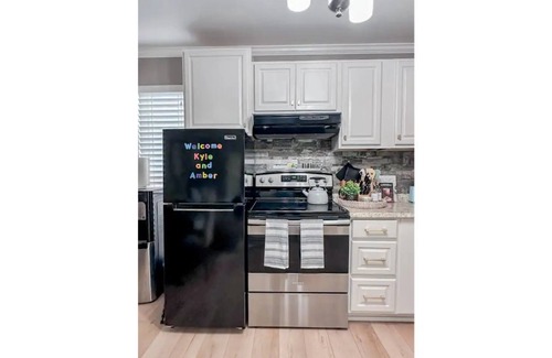 Concord Apartment | Private Entry Elegant Quiet Safe Cozy Studio Suite