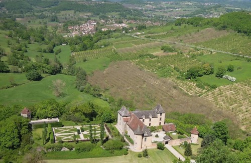 Saint-Medard-de-Presque House | Private room in a Castle