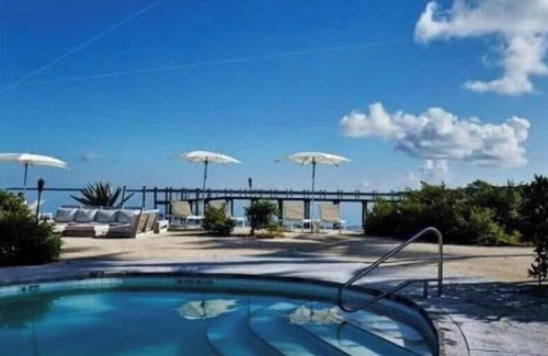 Islamorada Apartment | Private Hideaway w/Balcony + Lush Views @Islamorada - Hideaway suite
