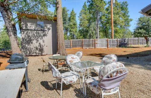 Shingletown House | Private Horse Stall Unplug at Shingletown Home!