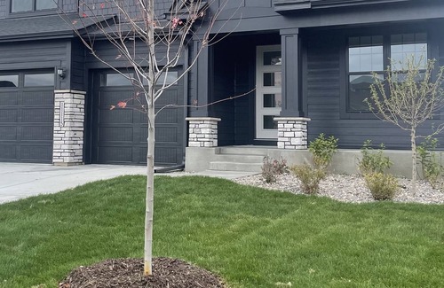 Dayton House | Private House on Golf Course with Sport Court!