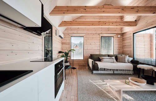 Porvoo Villa | Private Jacuzzi, Sea Views, and Endless Adventure – Villa Lillan Porvoo 🌊