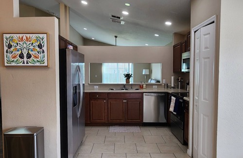 Poinciana House | Private Kissimmee home near Disney, Legoland and more!