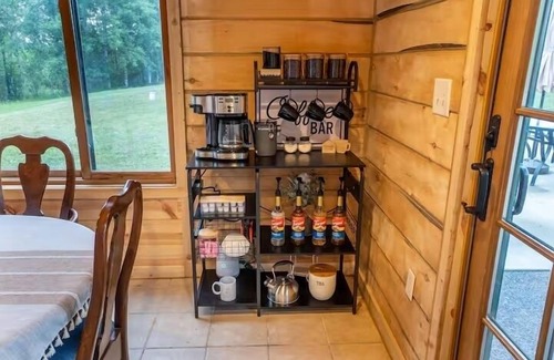 Mora Cabin | Private Log Home With Sauna and Hot Tub