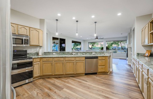 Desert Palms House | Private Oasis & Golf Retreat