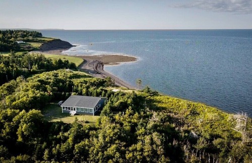 Tracadie Cottage | Private Oceanfront Fisherman’s Cottage