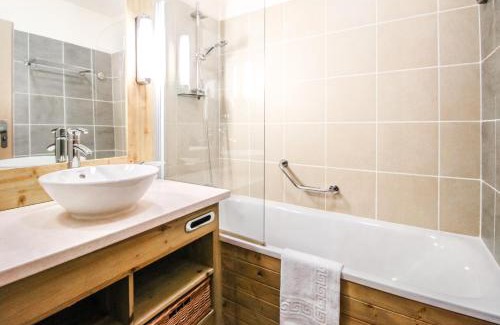 Flaine Apartment | Private penthouse 2-bed Apartment, ski in and out in 5* Flaine Residence