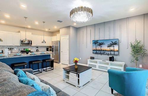 Loughman Resort | Private Pool 5BR Solterra Retreat by Disney