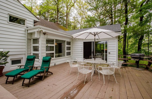 Highlands House | Private Pool and Grounds with 4 Bedroom Family House with Home Office for You