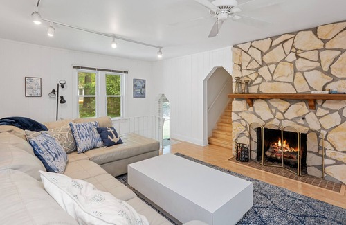 Michiana House | Private pool and hot tub at a 4b/3ba home close to private beach!