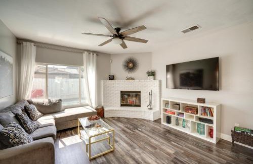 Pumpkin Center House | Private Pool and Patio Pet-Friendly Bakersfield Gem