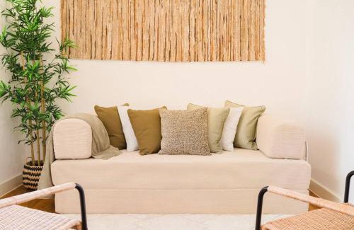 Sacramento Apartment | Private Pool, Sleeps 10, Central