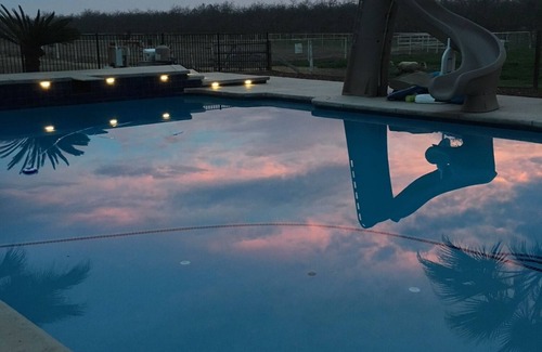 Visalia House | Private pool & spa with this “Modern Oasis" in the country. Gateway to it all.