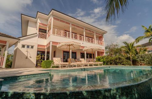 Dunmore Town House | Private Pool Villa at Coral Sands – Steps to Pink Sand Beach & Resort Amenities