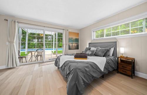 Fort King District Apartment | Private Poolside Guesthouse Suite! Prime Location!