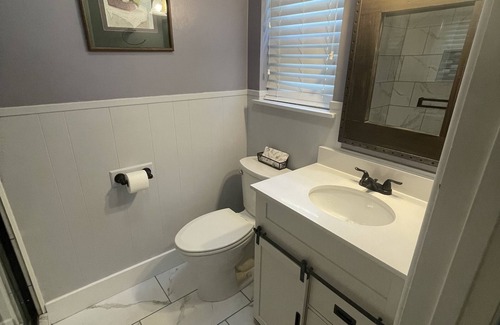 Woodway Apartment | Private retreat minutes from all Waco has to offer