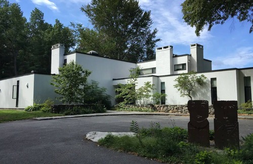 Bedford House | Private Retreat with Pool near Boston