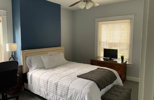 Norwood House | Private room 2 perfect for traveling professionals