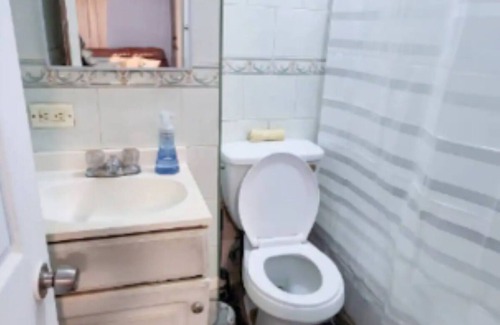 Queens Apartment | Private ROOM Oasis by the beach