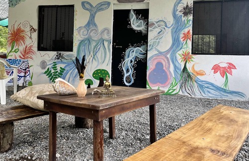 Cabuya House | Private sanctuary surrounded by green pastures
