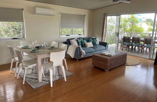 Kings Forest House | Private self-contained Beachshack