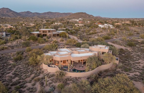 Carefree Fore House | Private Southwestern Luxury Oasis