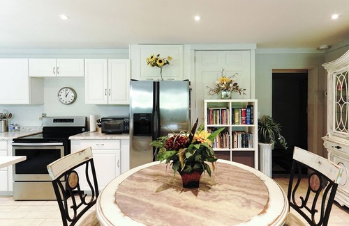 Carmel Apartment | Private & Spacious Apartment