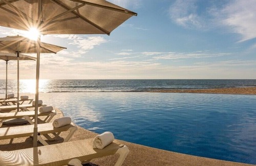 Marina Mazatlan Hotel | Private Studio with Fabulous Beach-Front for Friends