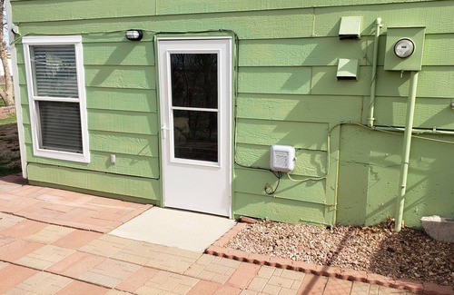 Cimarron Hills Apartment | Private studio room with kitchenette and separate entrance